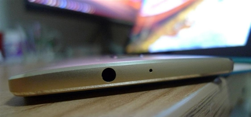 Huawei Mate S headphone jack