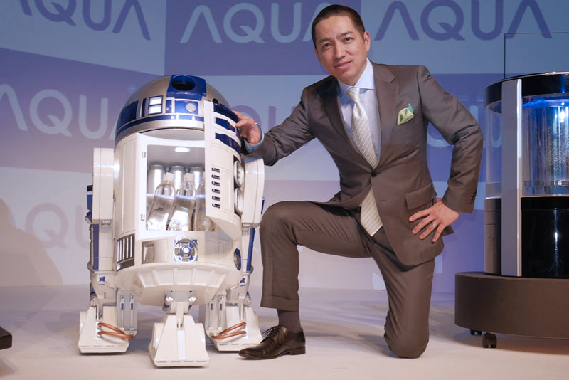 The Haier Asia R2-D2 fridge can move, bleep, rotate his head and hold beverages. 