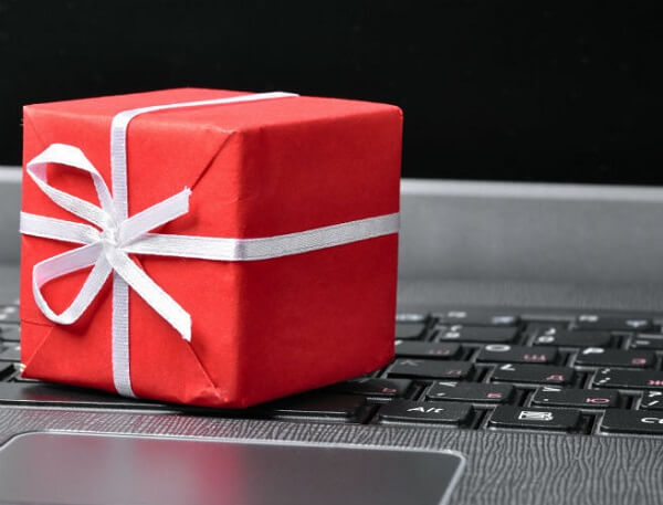 Tech Gift Ideas Header